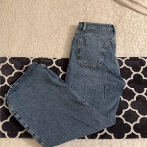 Zara Relaxed Fit Blue Jeans